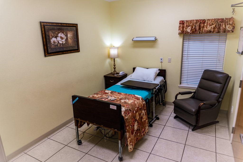 Angel Bright Hospice | 3213 Holly Rd, Corpus Christi, TX 78415, USA | Phone: (361) 853-4300