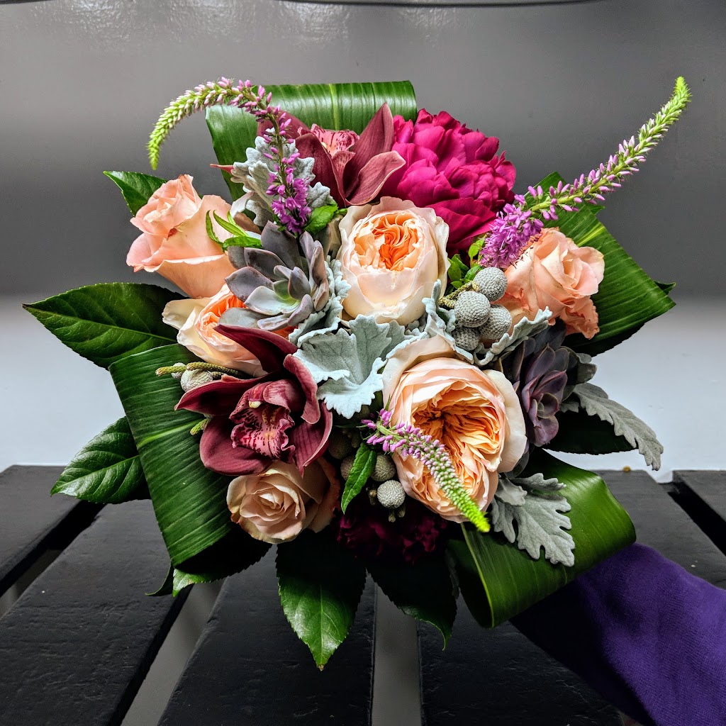Chavez Wholesale Flowers Inc. | 309 E I St, Ontario, CA 91764 | Phone: (909) 986-2456