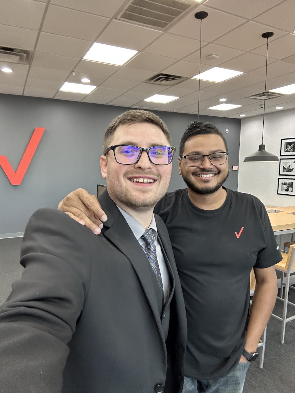 Verizon | 1002 Old Country Rd, Plainview, NY 11803, USA | Phone: (516) 942-5000