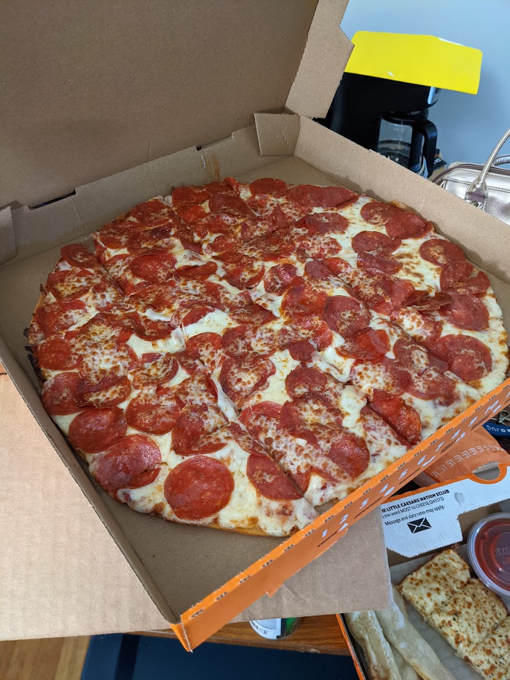 Little Caesars Pizza | 1395 Ohio Pike, Amelia, OH 45102, USA | Phone: (513) 752-7551