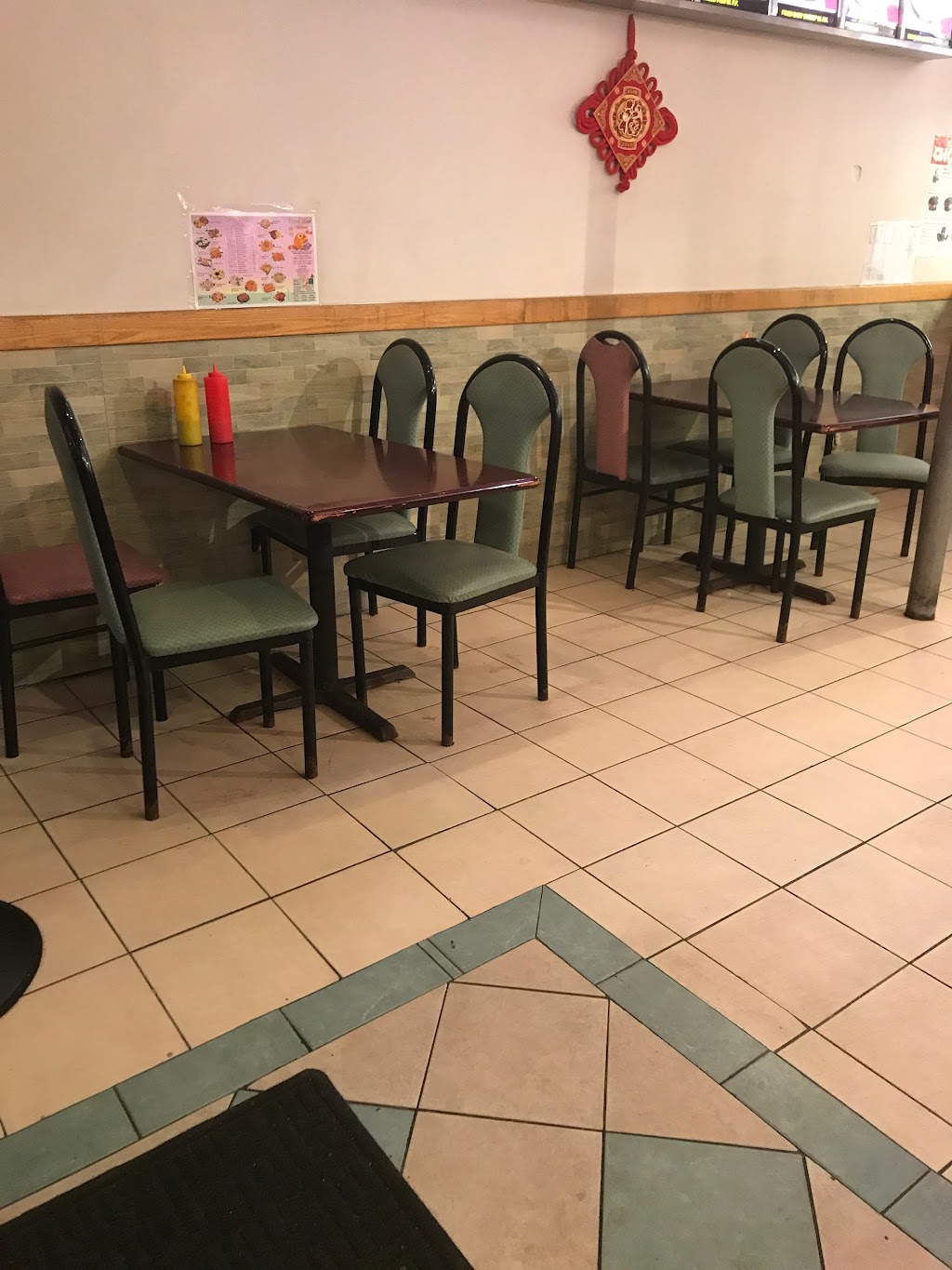 Food Star | 32 N Main St, Spring Valley, NY 10977, USA | Phone: (845) 425-1103