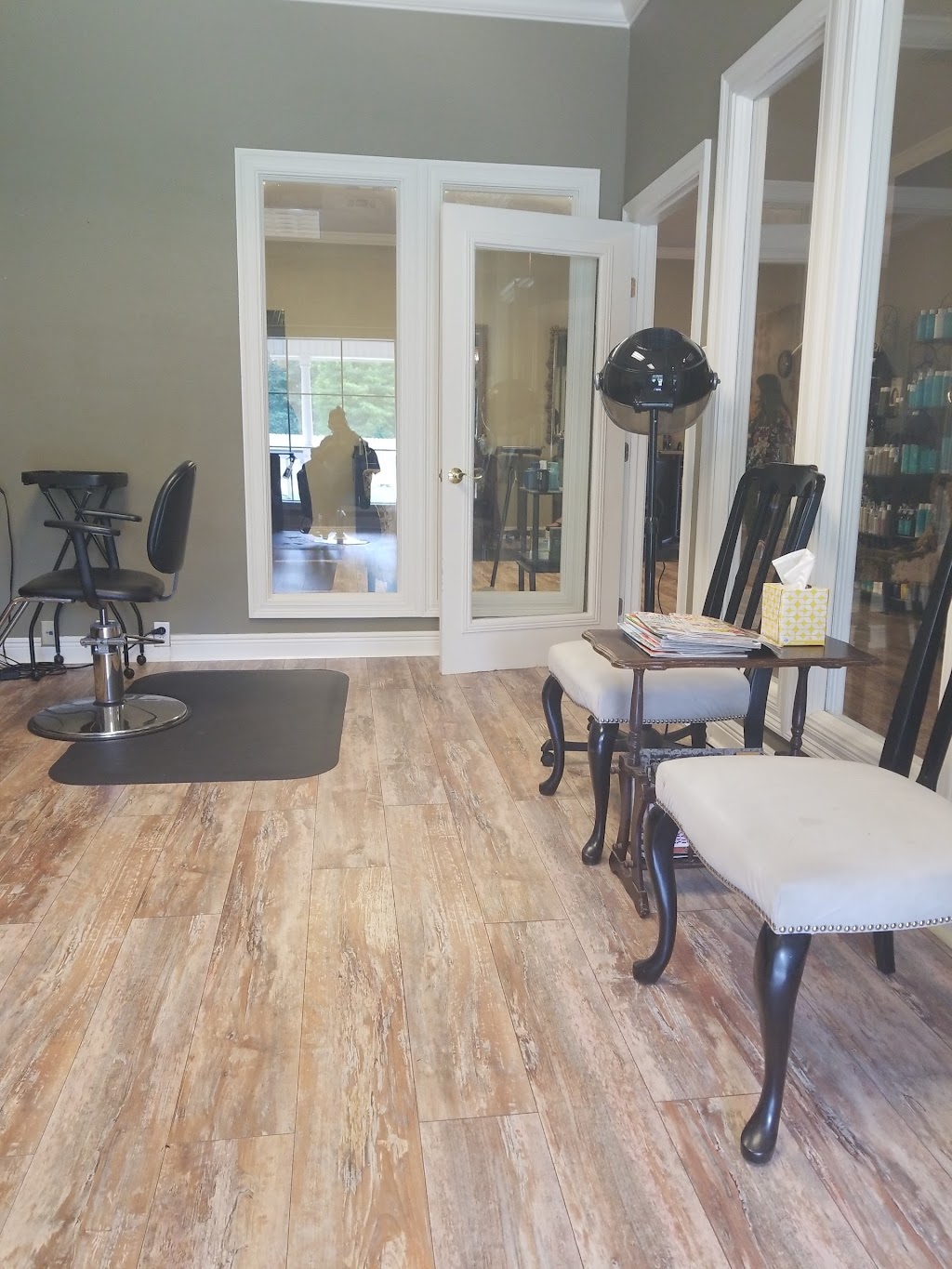 Jolie Vous Salon & Spa | 37539 LA-427, Prairieville, LA 70769, USA | Phone: (225) 247-6438