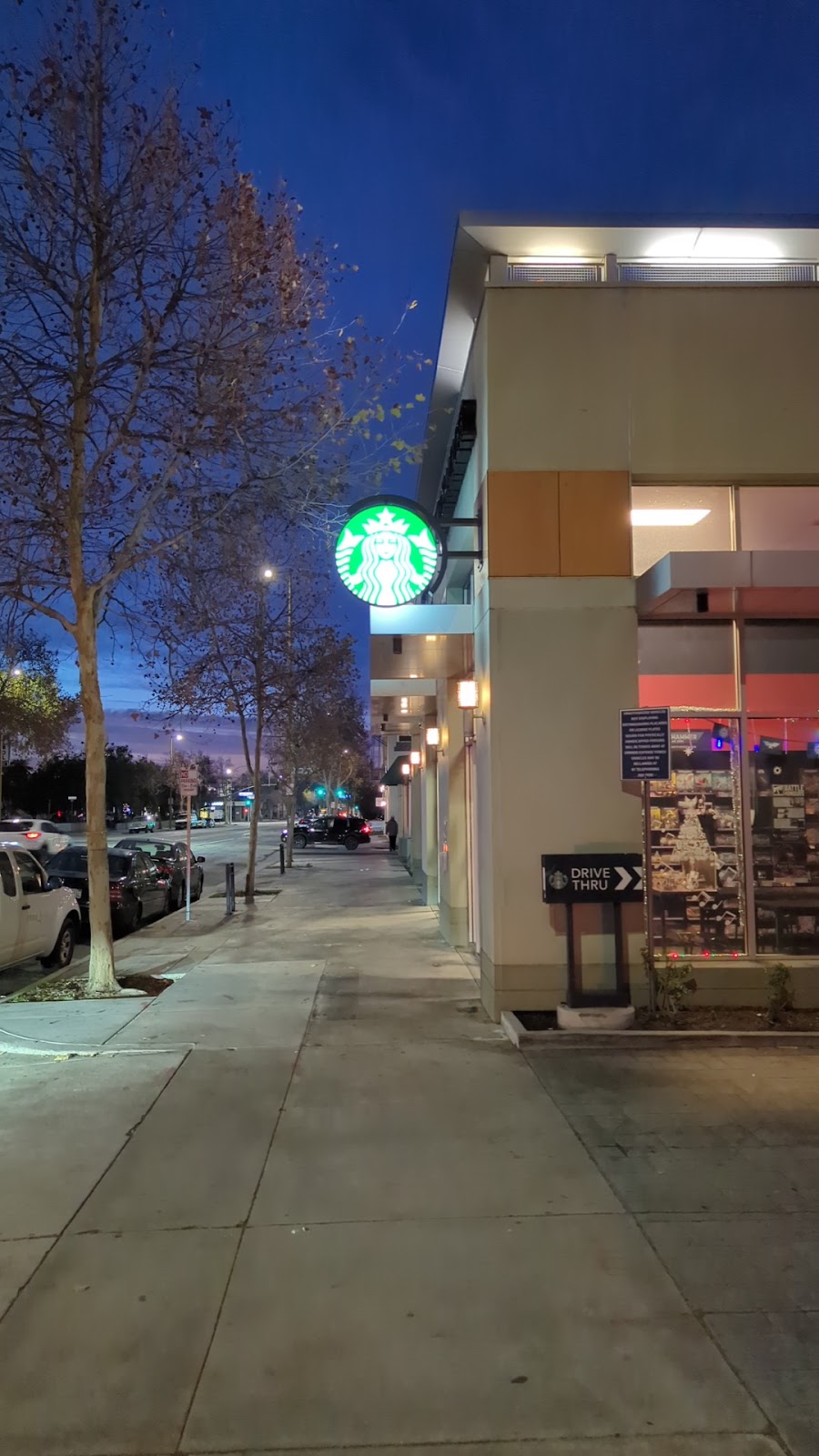 Starbucks | 919 S Central Ave, Glendale, CA 91204, USA | Phone: (818) 545-4122