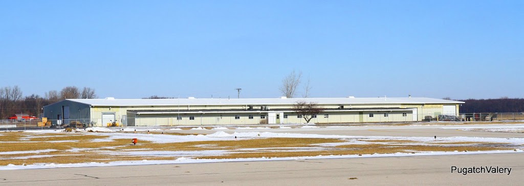 Fulton County Airport | 9460 Co Rd 14, Wauseon, OH 43567, USA | Phone: (419) 335-3993