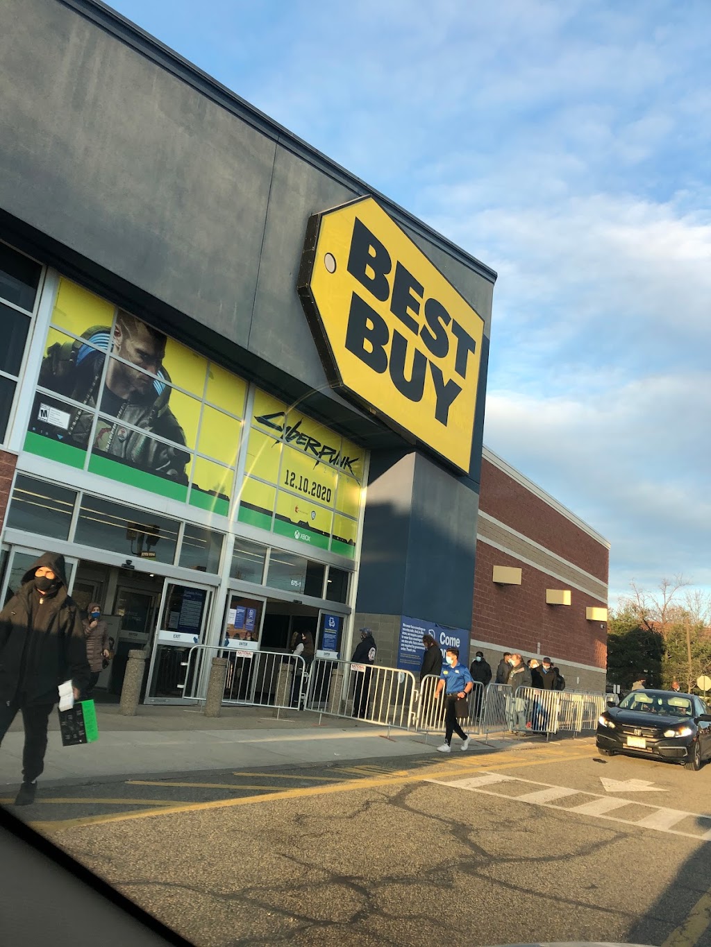 Best Buy | 675 US-1, Iselin, NJ 08830, USA | Phone: (732) 596-1220