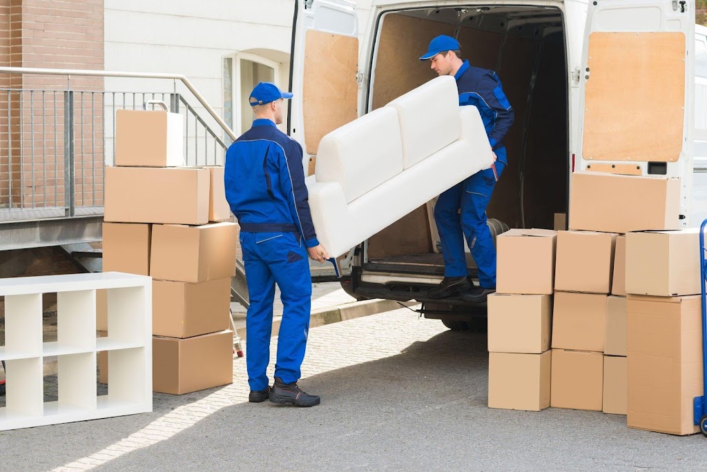 Man With A Truck Movers and Packers | 2185 Basil Ln, Los Angeles, CA 90077, USA | Phone: (310) 925-7859