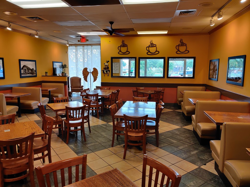 Four Corners Cafe | 13260 Josey Ln, Farmers Branch, TX 75234, USA | Phone: (972) 488-2233