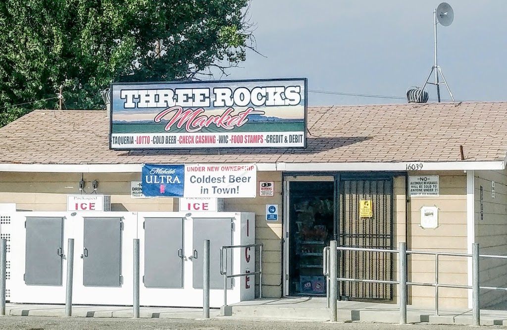 Three Rocks Market | 16039 S Derrick Ave, Cantua Creek, CA 93608, USA | Phone: (559) 829-9496