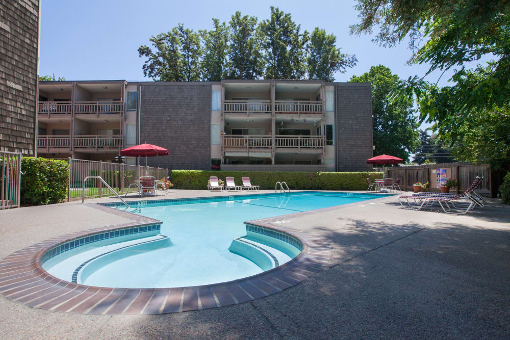 The Glens Apartments | 1514, 15-33 Alta Glen Dr, San Jose, CA 95125 | Phone: (833) 788-4873