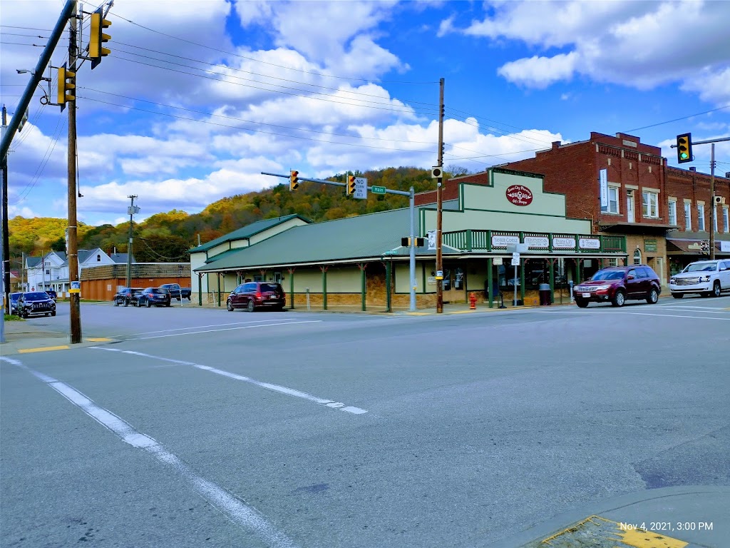 Evans City Pharmacy & Gift | 201 E Main St, Evans City, PA 16033, USA | Phone: (724) 538-4240