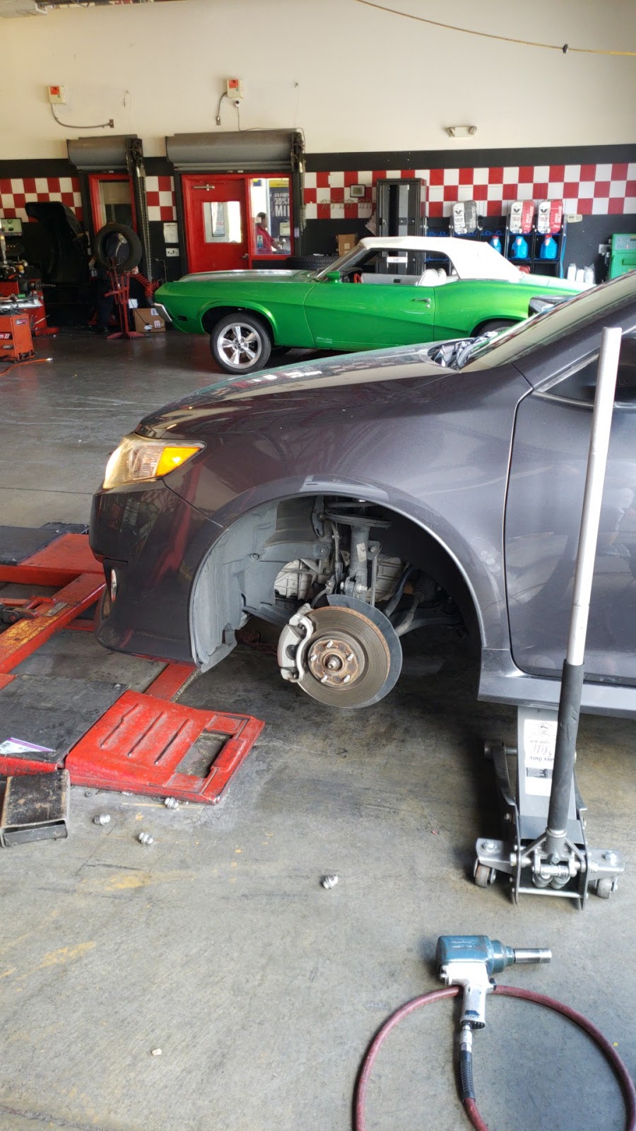 Tire Works Total Car Care | 7735 W Sahara Ave, Las Vegas, NV 89117, USA | Phone: (702) 437-9100