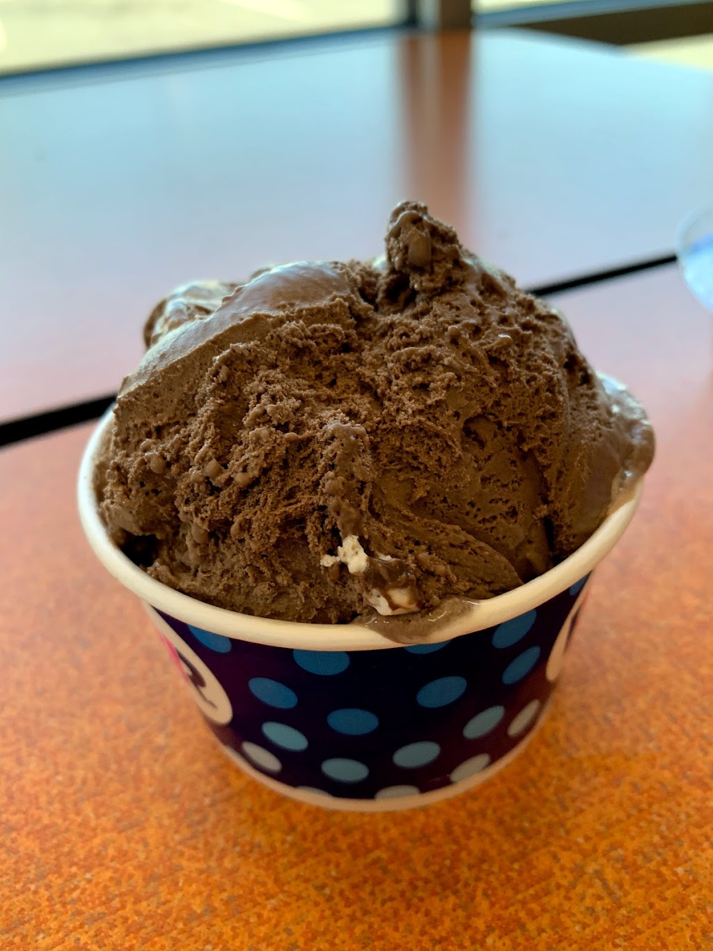 Baskin-Robbins | 9701 Baltimore Ave, College Park, MD 20740, USA | Phone: (301) 220-0347