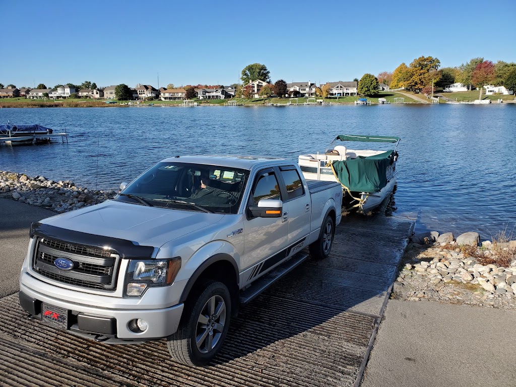 Affordable Pontoon Hauling LLC | 3270 S 400 W, Pleasant Lake, IN 46779, USA | Phone: (260) 417-0167