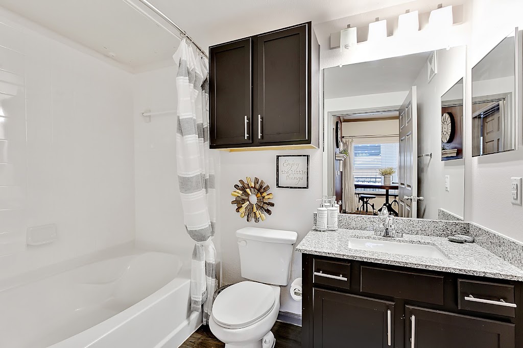 Ventana at Plum Creek | 4624 Cromwell Dr, Kyle, TX 78640, USA | Phone: (512) 675-7454