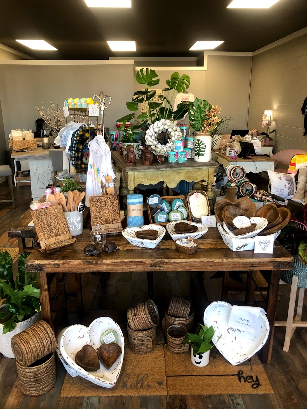 Kimber/Alana Real Estate Boutique 16473 Springdale St, Huntington