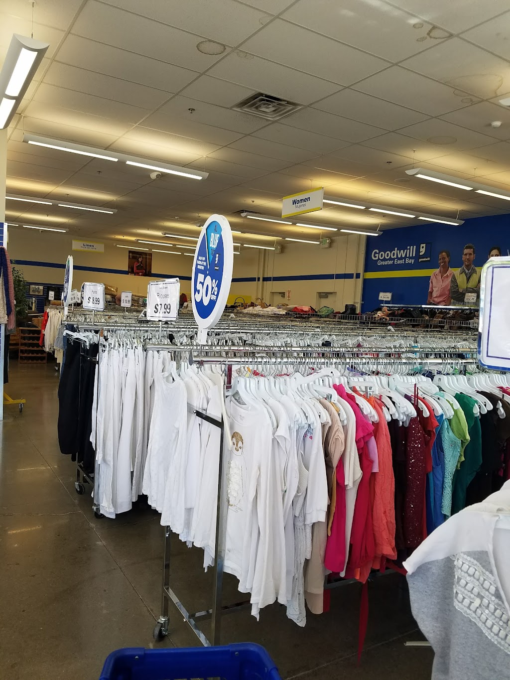 Goodwill Store & Donation Center | 6271 Lone Tree Wy, Brentwood, CA 94513, USA | Phone: (925) 516-6412