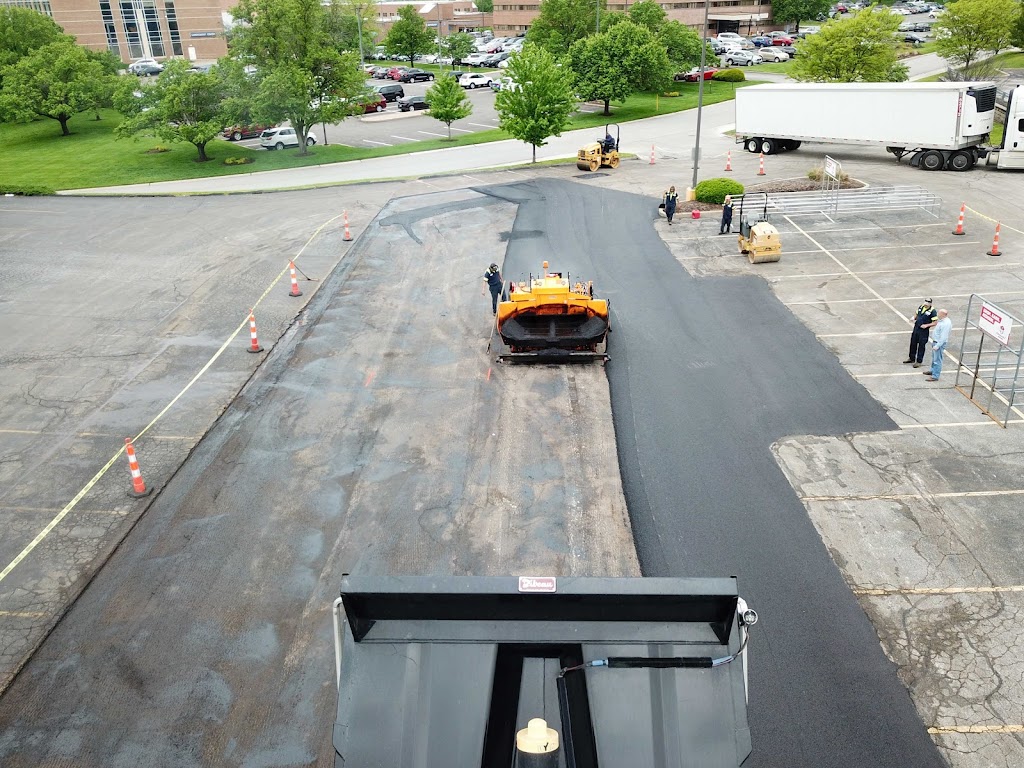 Leritz Busy Bee Asphalt Paving | 2909 Barrett Station Rd, St. Louis, MO 63122, USA | Phone: (314) 821-2615