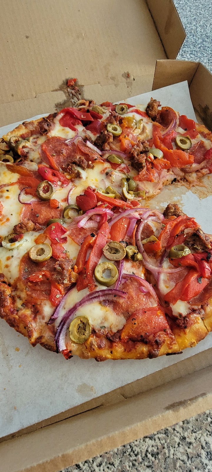 One Slice of New York | 3328 E Charleston Blvd, Las Vegas, NV 89104, USA | Phone: (702) 582-1124