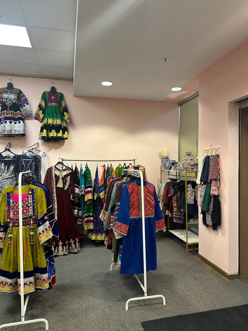 A Elite Boutique | 2380 Watt Ave suite b5, Sacramento, CA 95825, USA | Phone: (916) 846-0561