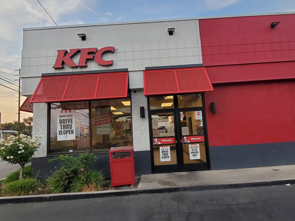 KFC | 450 North Harbor, La Habra, CA 90631, USA | Phone: (562) 694-1889