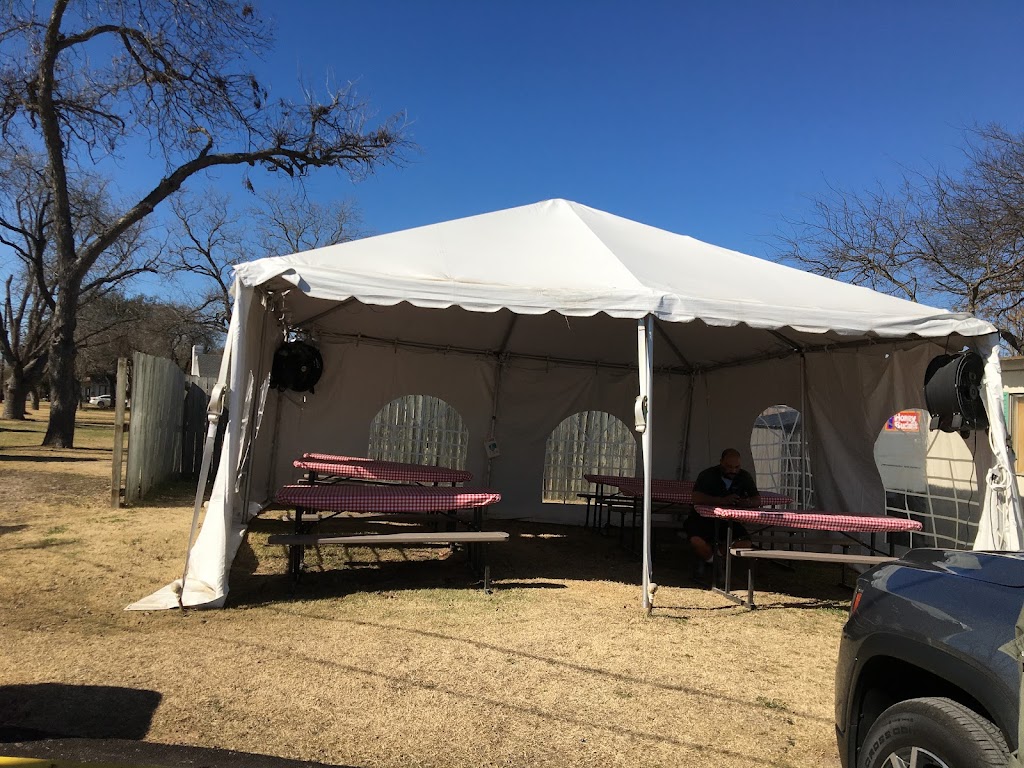 UBP Burgers | 840 I-35BL, New Braunfels, TX 78130, USA | Phone: (830) 624-9404