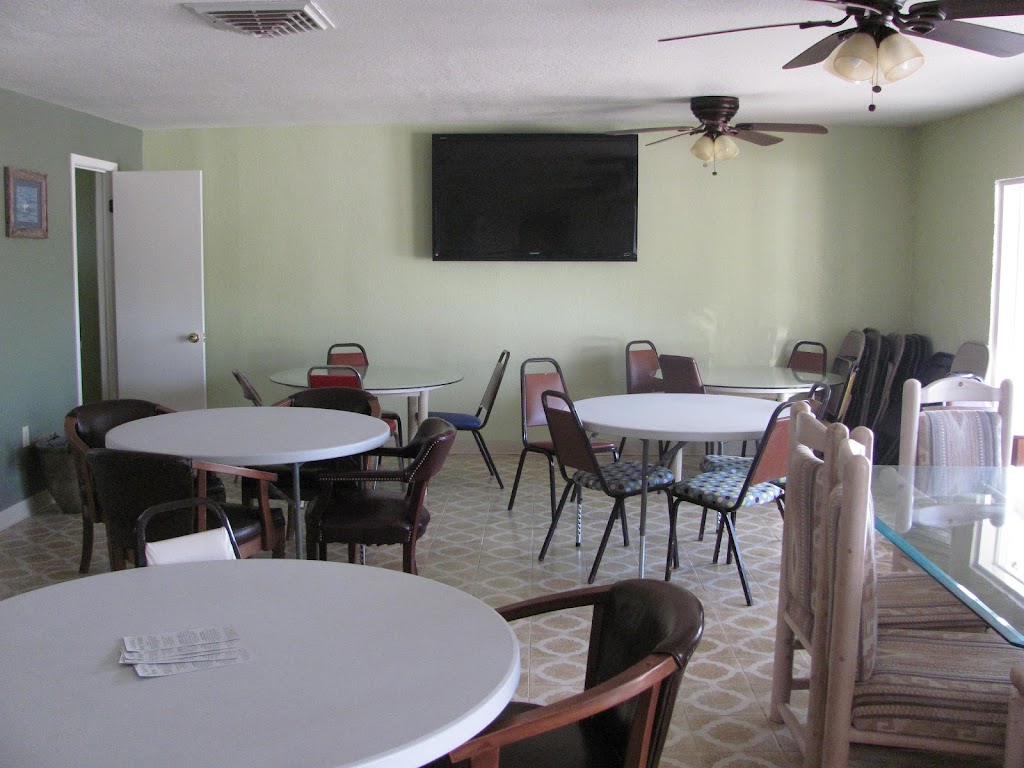 Amigo Inn & RV Park | 209 Lake Shore Dr, Zapata, TX 78076, USA | Phone: (956) 765-3095