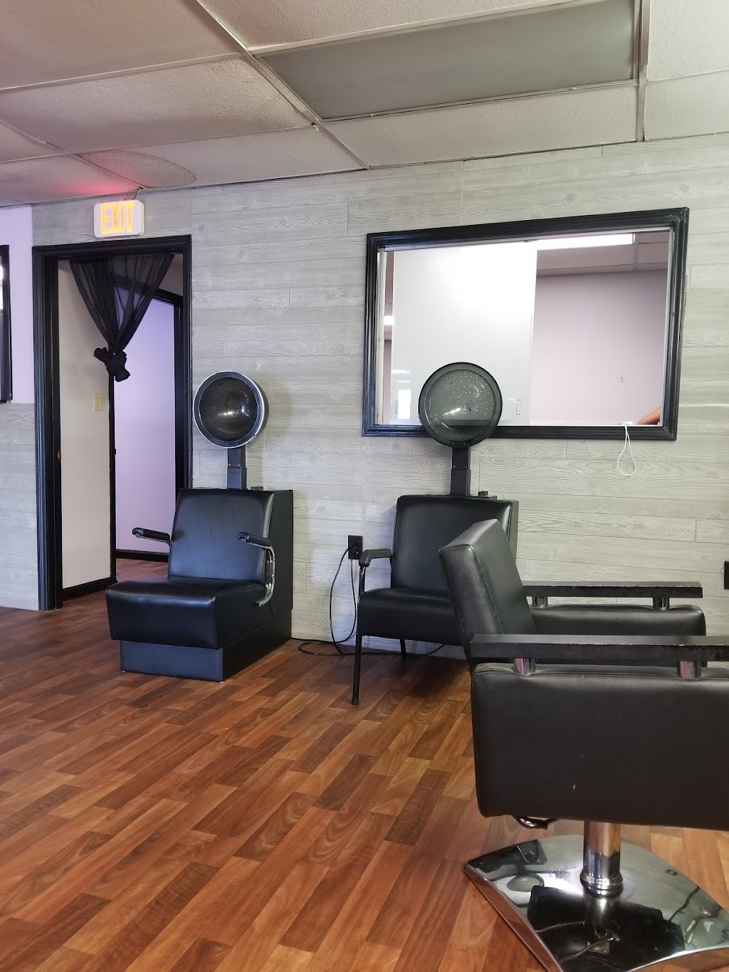 Yasmins Dominican Hair Salon | 31 Optical Ct NW, Concord, NC 28025, USA | Phone: (704) 303-5087