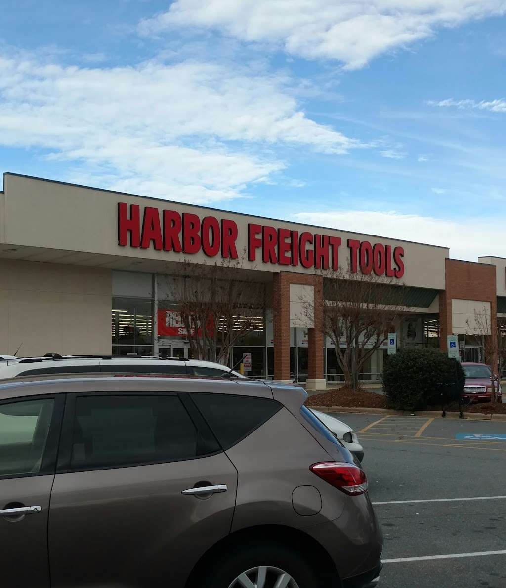 Harbor Freight Tools | 1819 S Church St, Burlington, NC 27215, USA | Phone: (336) 229-6126