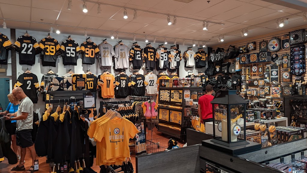 Pittsburgh Steelers Outlet | 1911 Leesburg Grove City Rd, Mercer, PA 16137, USA | Phone: (724) 748-3301