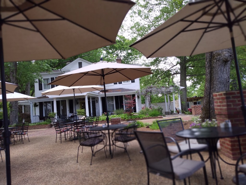 Lolas Farmhouse Bistro | 1840 Manakin Rd, Manakin-Sabot, VA 23103, USA | Phone: (804) 784-2000