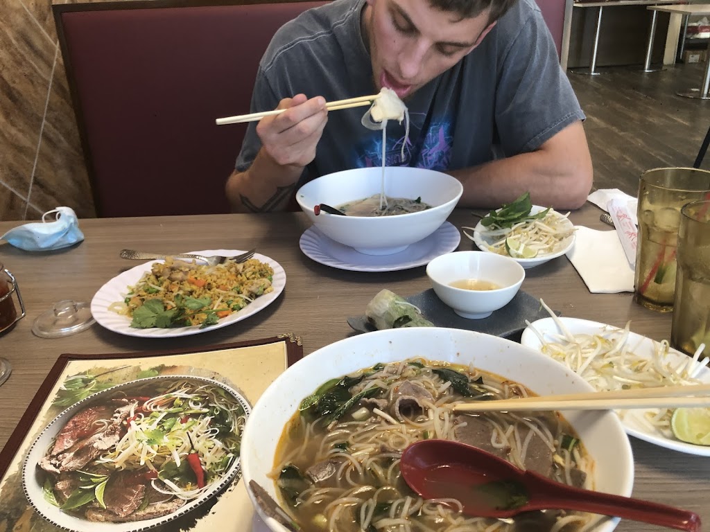 Pho Real ( Keller ) | 8653 N Beach St Suite 207, Fort Worth, TX 76244, USA | Phone: (682) 593-8490