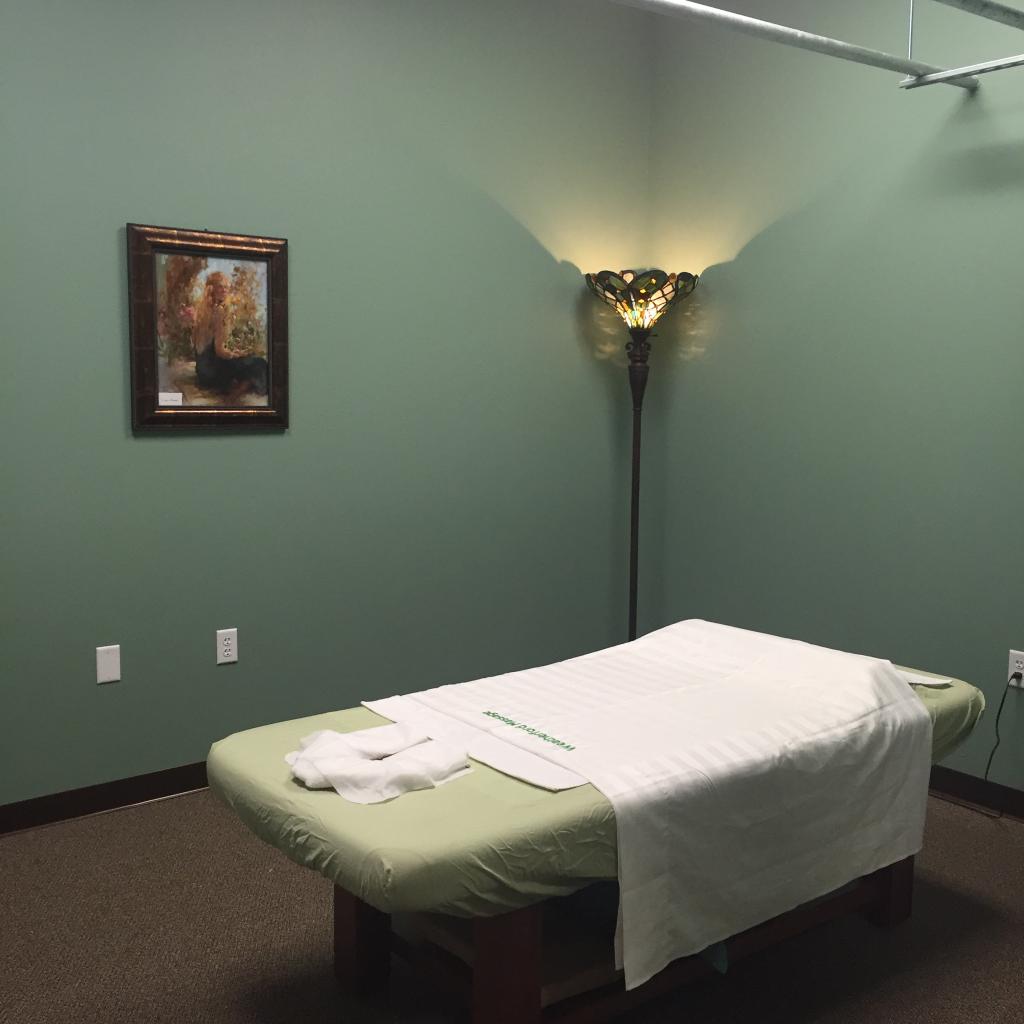 Weatherford Massage | 1829 Martin Dr Suite 100, Weatherford, TX 76086, USA | Phone: (817) 550-6688