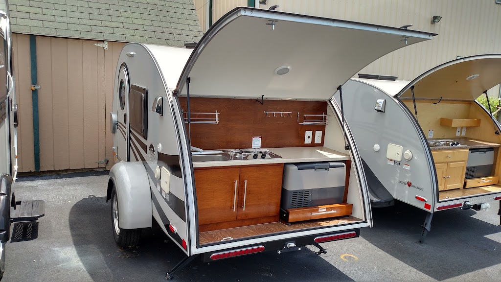 RVs R US LLC | 608 Columbia St, Higginsport, OH 45131, USA | Phone: (937) 375-1116