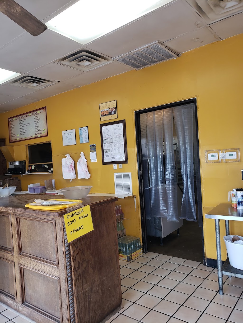 Panaderia La Fe | 4210 Hemphill St, Fort Worth, TX 76115, USA | Phone: (817) 924-1153