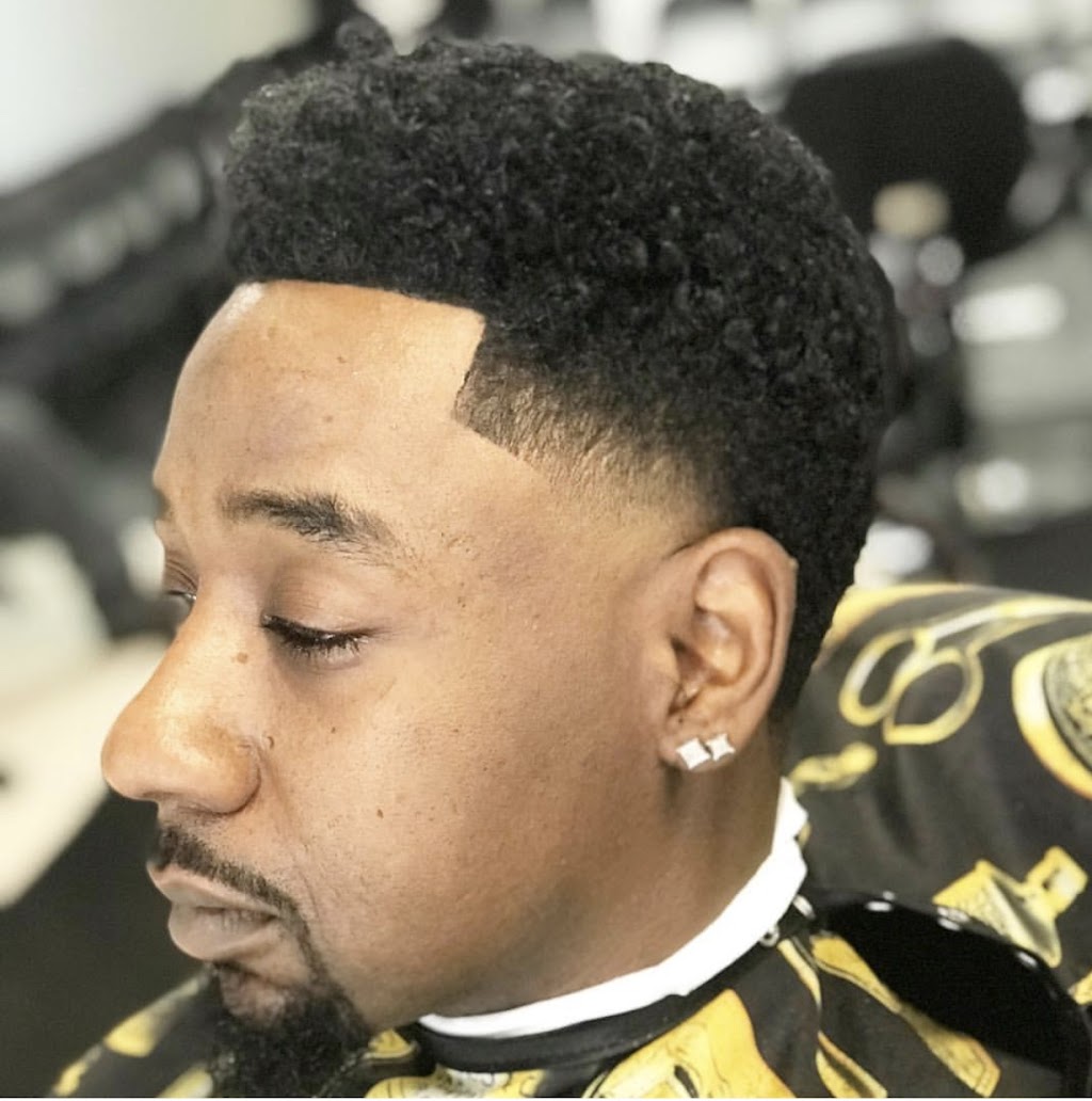 Sir Johns Barbershop & Salon | 16721 Mack Ave, Detroit, MI 48224, USA | Phone: (313) 704-4115