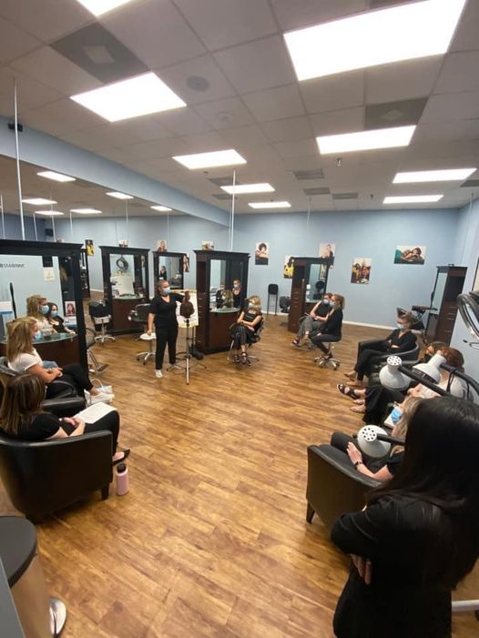 Cutting Loose Salon Lakewood Ranch | 5820 Ranch Lake Blvd, Bradenton, FL 34202, USA | Phone: (941) 404-7100