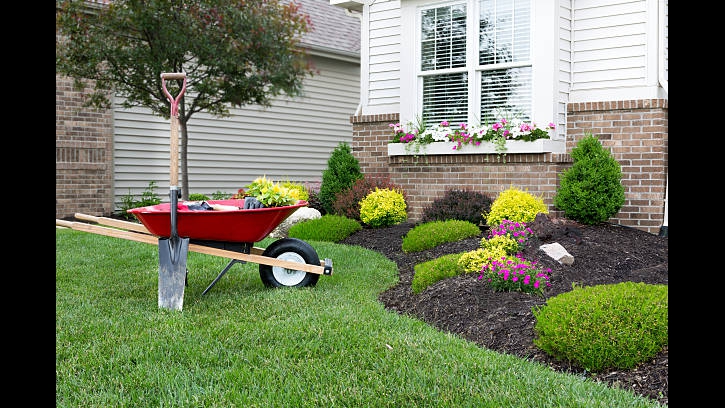 Mcbreen Spraying & Lawn Care | 15458 Des Moines Memorial Dr S, Seattle, WA 98148, USA | Phone: (206) 244-8116