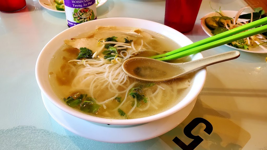 I Luv Pho Noodle Soup & Grills | 7929 Forest Ln, Dallas, TX 75230, USA | Phone: (972) 392-2272