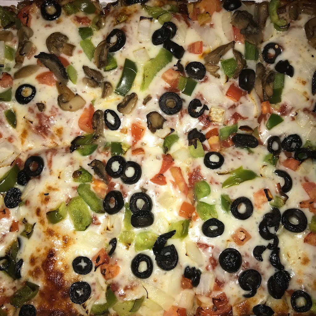 Jets Pizza | 66755 Gratiot Ave, Richmond, MI 48062, USA | Phone: (586) 727-8400