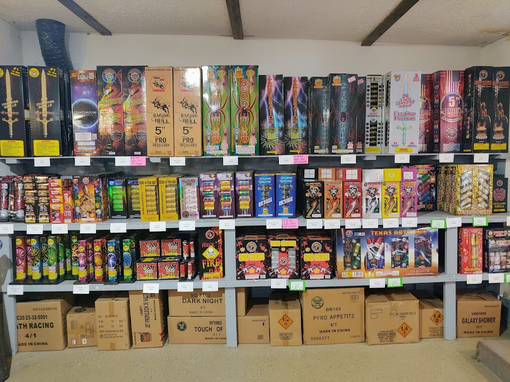 Queen City Fireworks | 433 Oberting Rd, Greendale, IN 47025, USA | Phone: (812) 537-5680