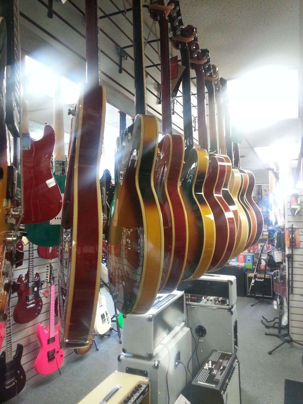 Guitar Gallery & Drums | 575 McClelland Rd, Canonsburg, PA 15317 | Phone: (724) 746-9686