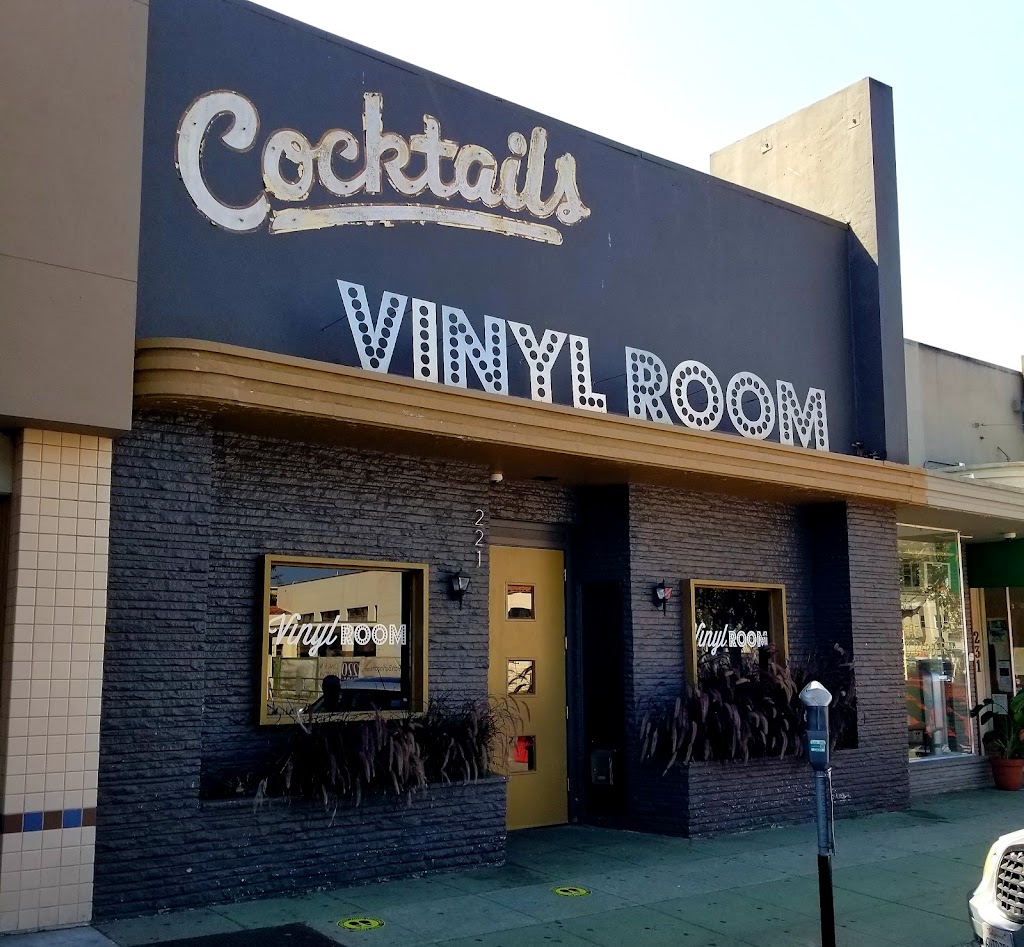 Vinyl Room | 221 Park Rd, Burlingame, CA 94010, USA | Phone: (650) 347-7656