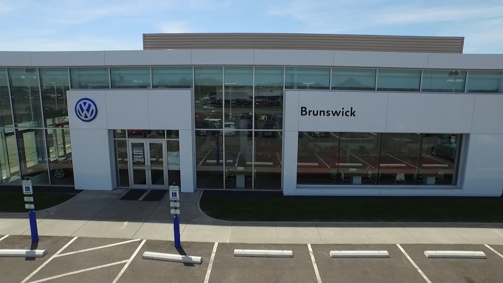 Brunswick Volkswagen | 1420 Industrial Pkwy S, Brunswick, OH 44212, USA | Phone: (330) 273-3300