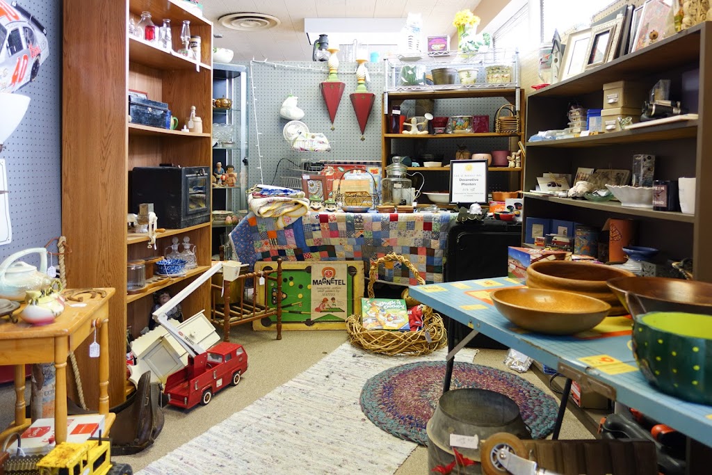 The Historic Handley Antique Mall in 3129 Handley Dr, Fort Worth, TX