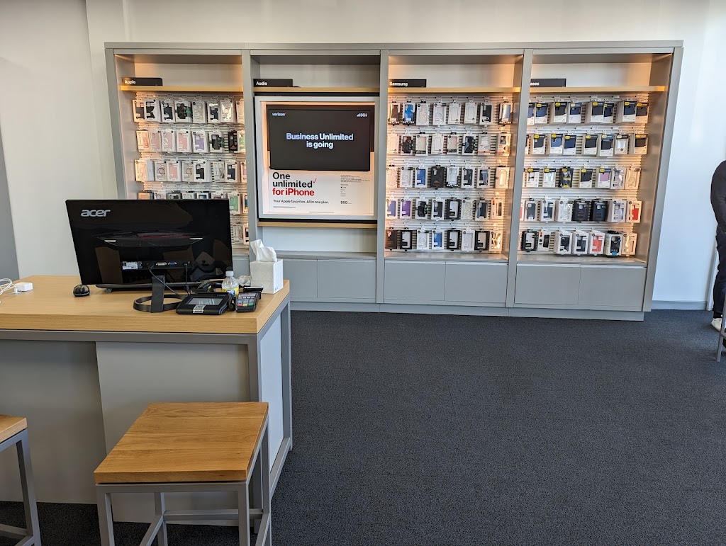 Verizon | 1233 Wantagh Ave, Wantagh, NY 11793, USA | Phone: (516) 221-0120