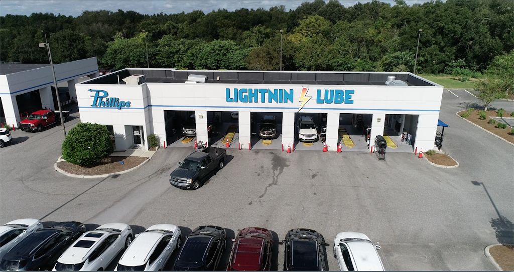 Lightnin Lube | 2160 US-441 #27, Fruitland Park, FL 34731, USA | Phone: (352) 728-1212