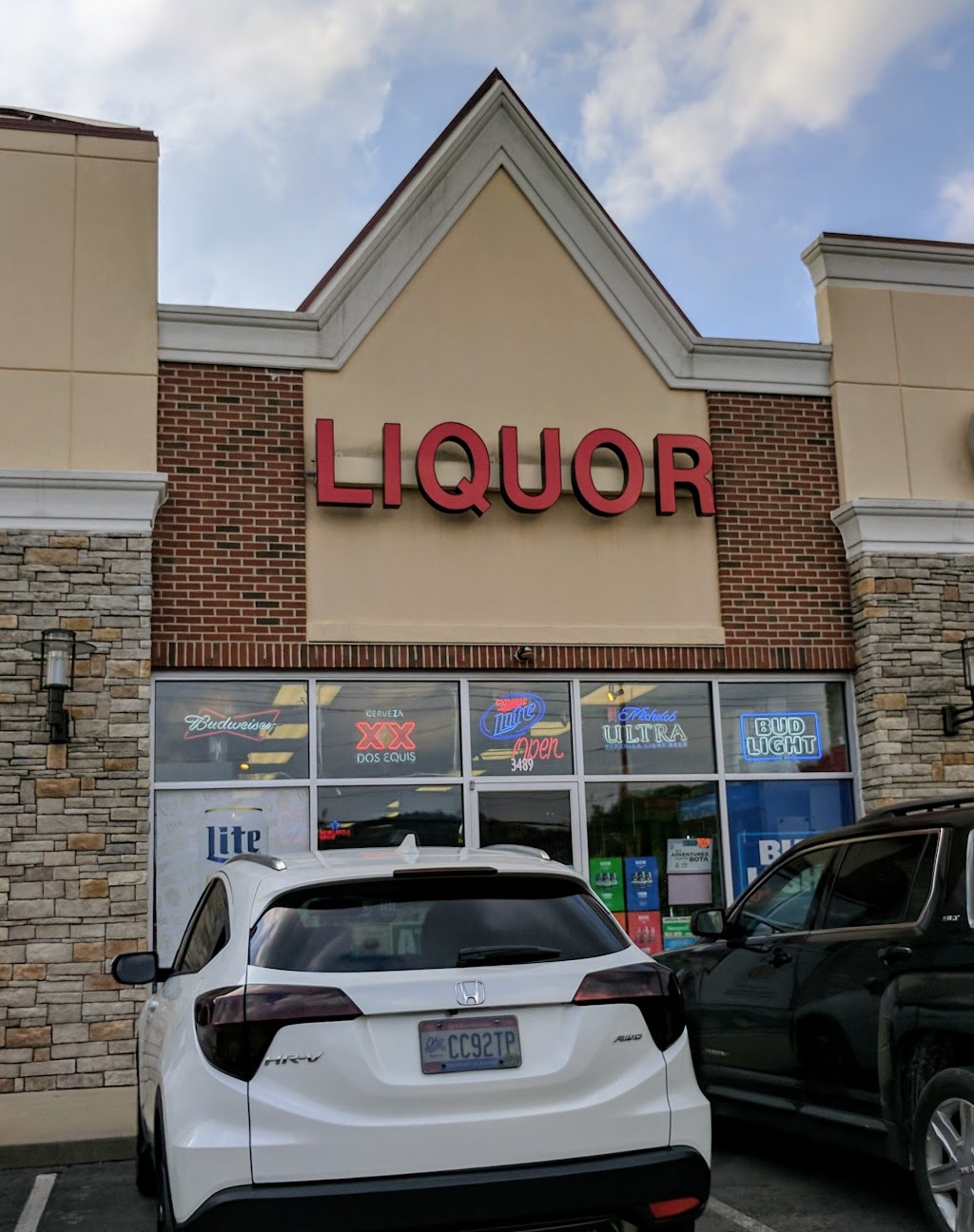 Valley wine& spirits | 3489 Valley Plaza Pkwy, Fort Wright, KY 41017, USA | Phone: (859) 331-3564