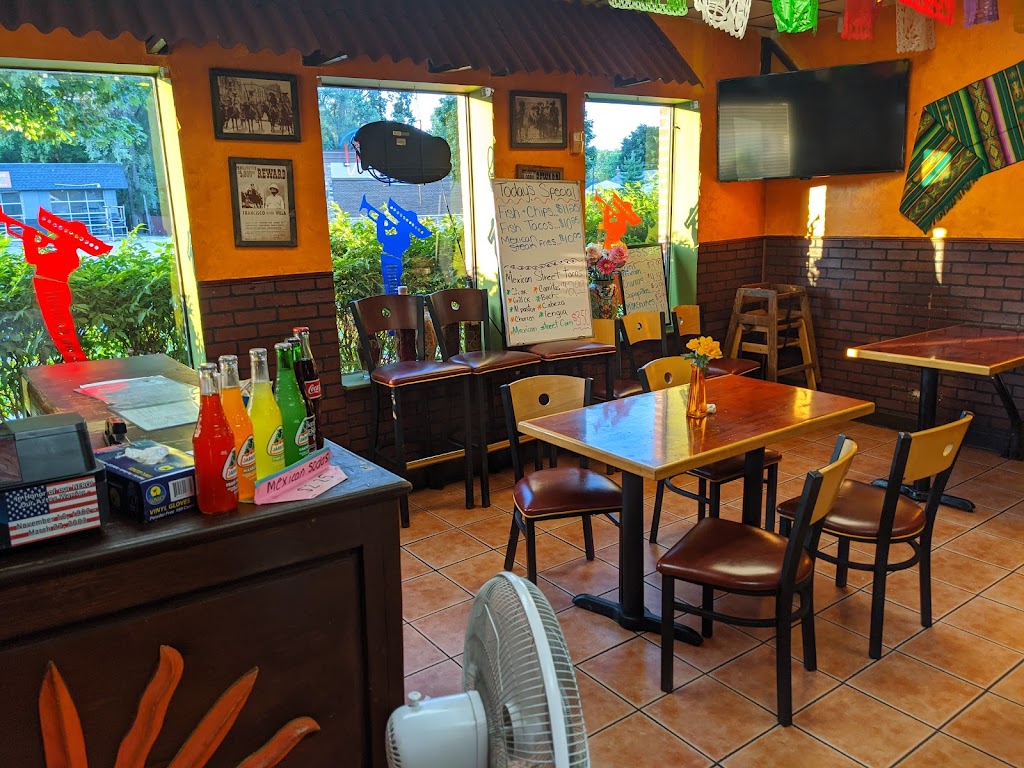 El Mariachi Mexican Restaurant | 35851 Ford Rd, Westland, MI 48185, USA | Phone: (734) 351-7112