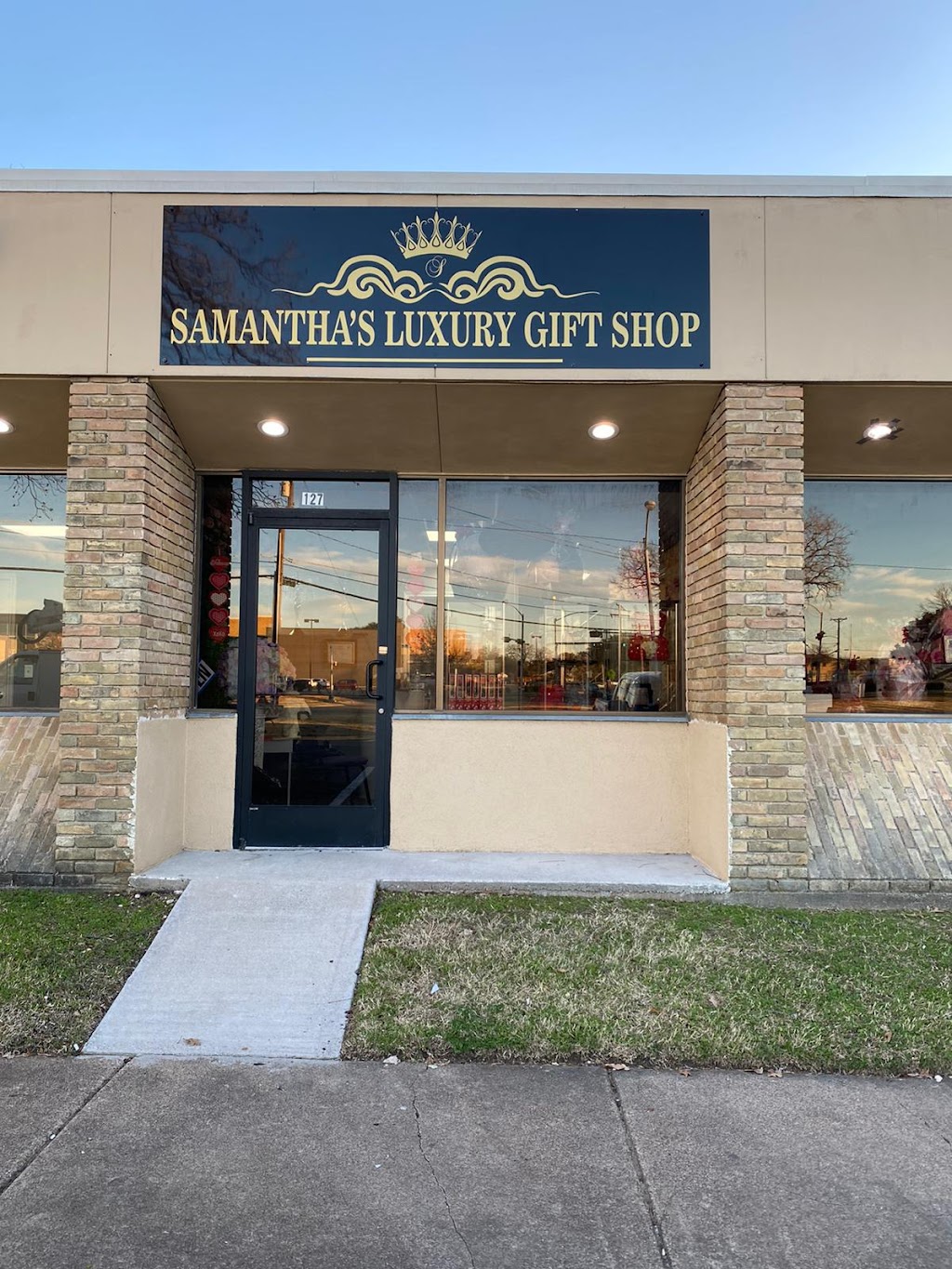 Samanthas Luxury Gift Shop | 901 N OConnor Rd, Irving, TX 75061 | Phone: (972) 697-6631
