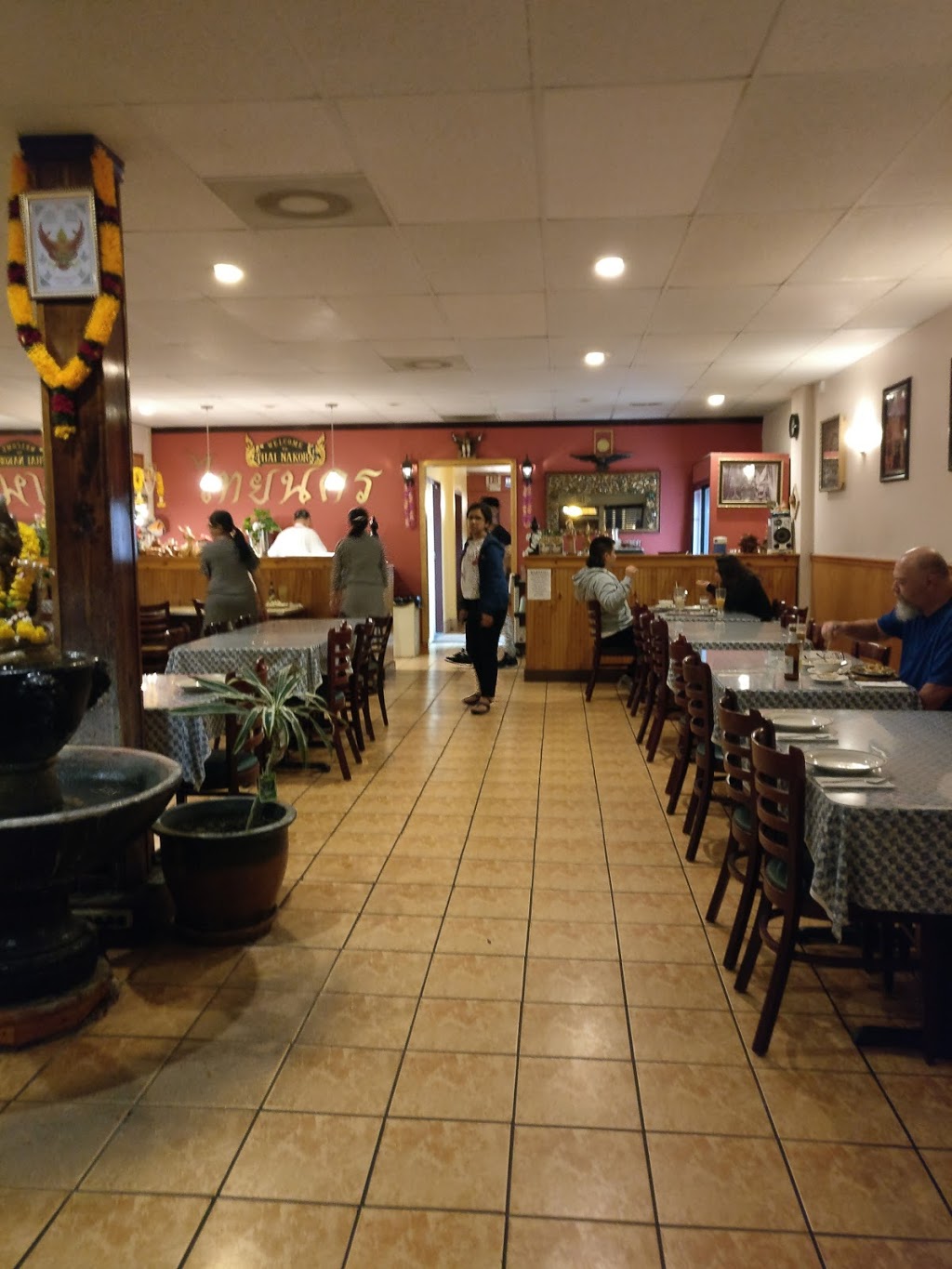 Thai Nakorn Restaurant | 464 San Mateo Ave, San Bruno, CA 94066 | Phone: (650) 583-7555